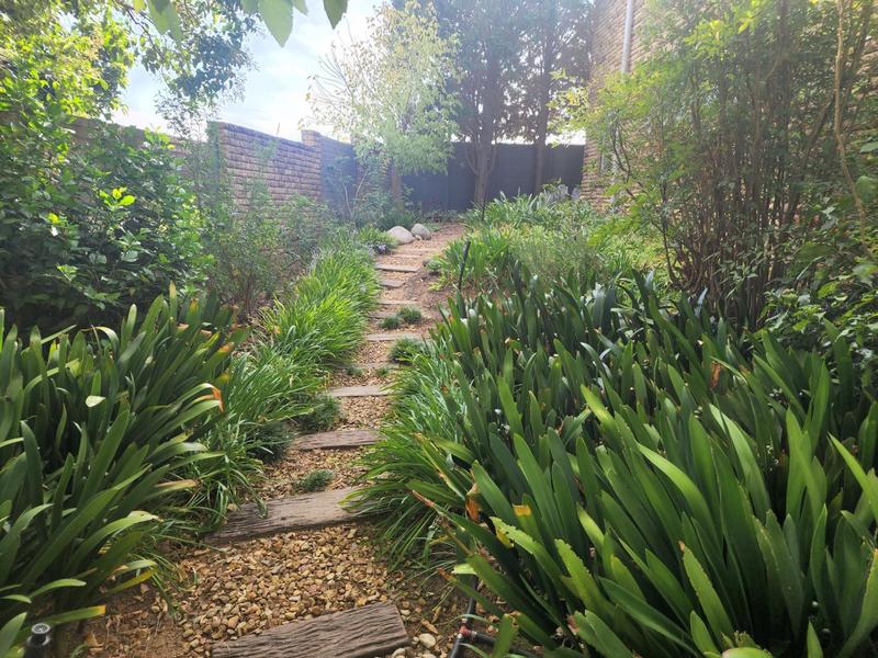 4 Bedroom Property for Sale in Panorama Western Cape